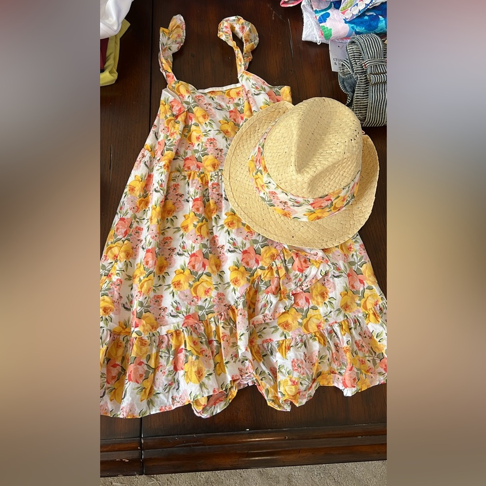 Girls size 6 Janie & Jack dress w matching hat